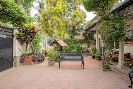 Eden Garden Villa By Jadecaps Nr Mg Road Garden Bangalore Bagian luar foto